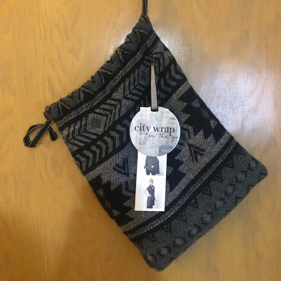 Demdaco city wrap - Picture 2 of 5